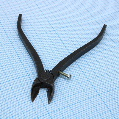 ИН-0011 кусачки боковые прямые, победитовые, пружина, упор